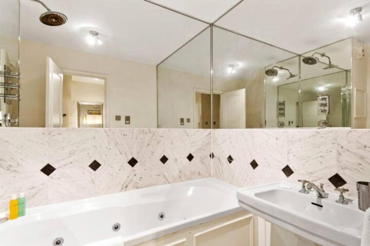 Bright 2 Bedroom Near The Natural History Museum London Exterior photo